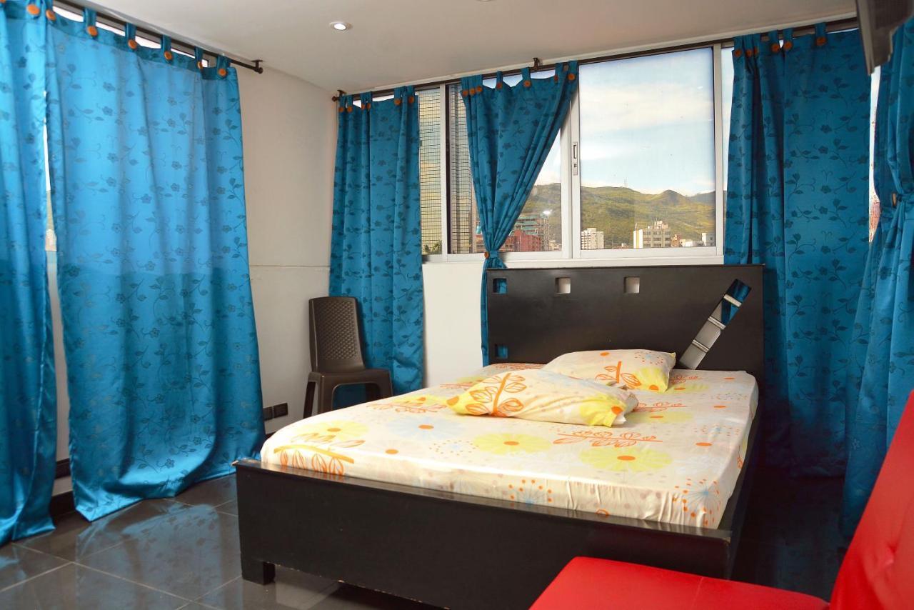 Apartahotel Juane'S Cali Zewnętrze zdjęcie